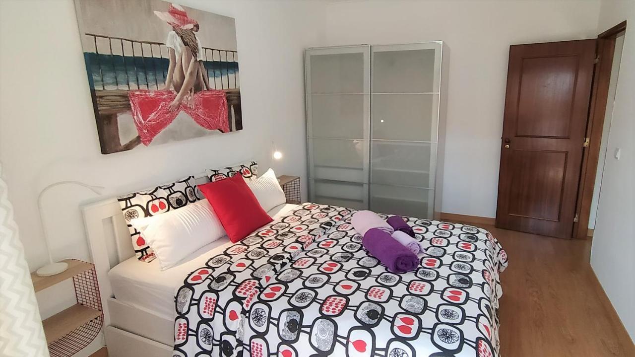 Large Apartment Near The Beach And Lisbon Costa da Caparica Dış mekan fotoğraf